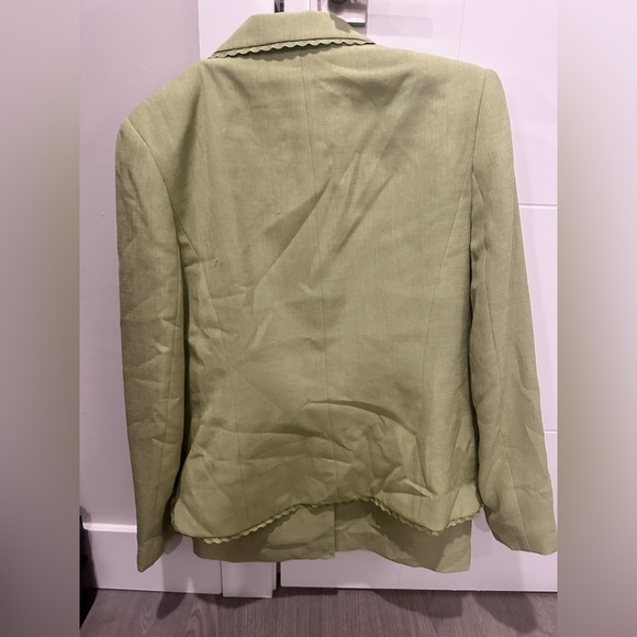 Suzy Shier Blazer and Mini Skirt - Picture 4 of 9